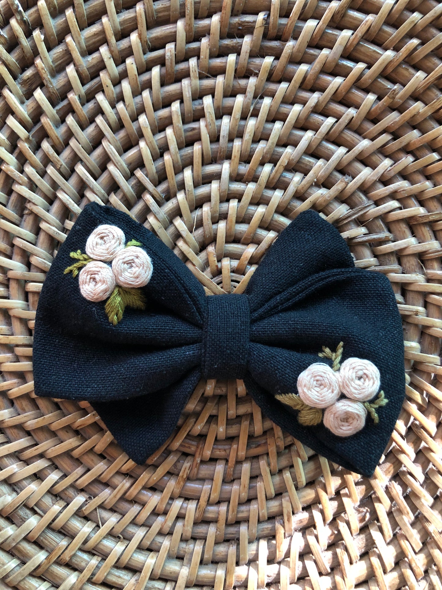 Hair bow (black)