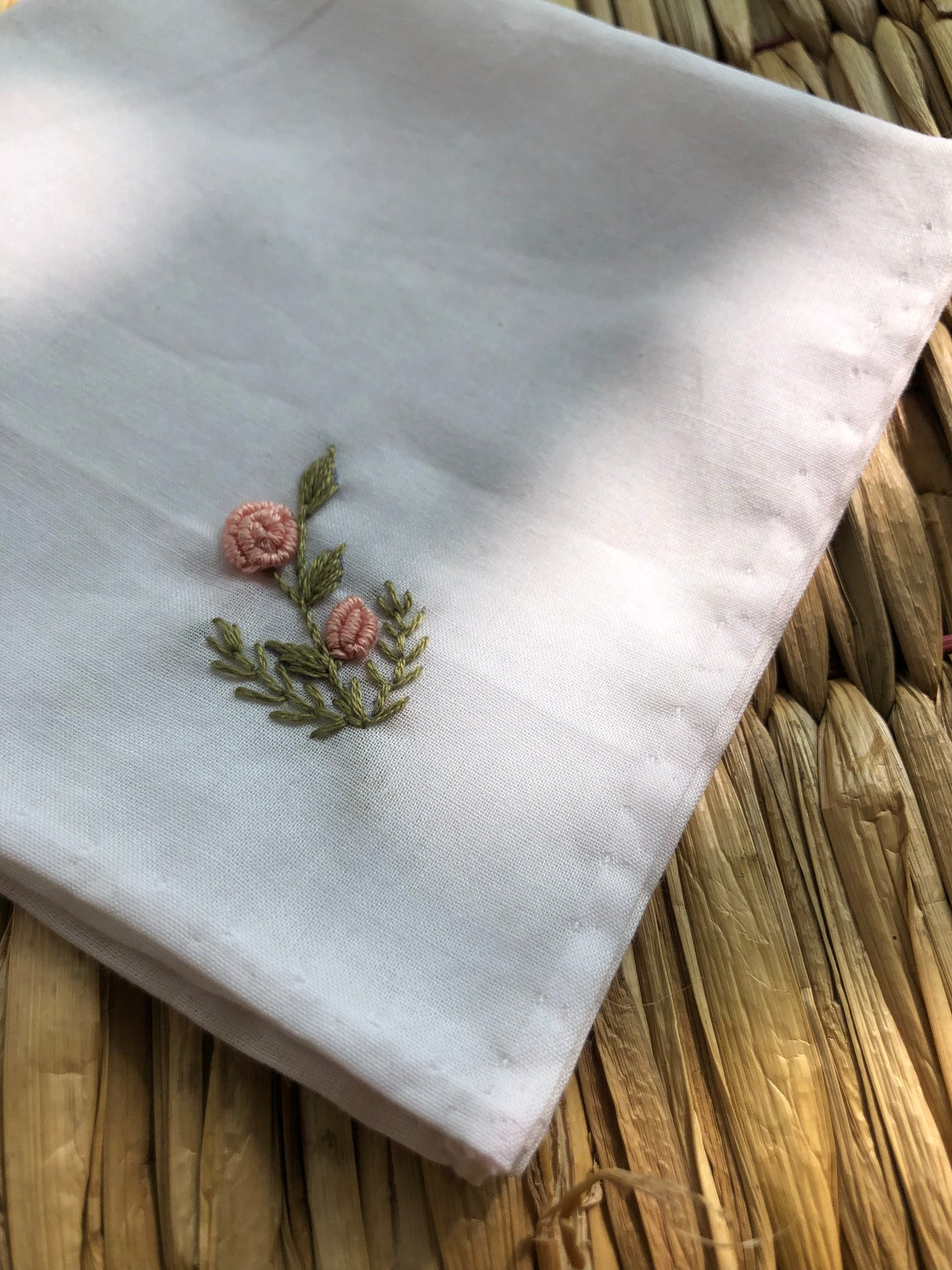 Tarulata Handkerchief (White)