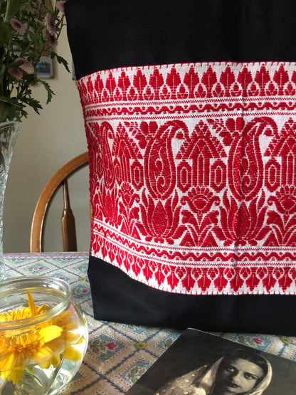 "Gamocha" Tote Bag