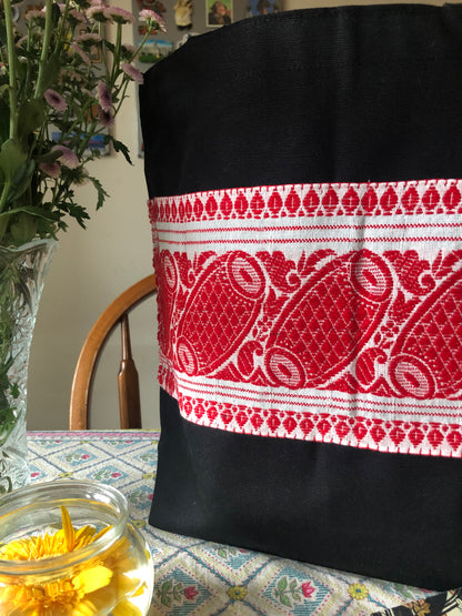 "Gamocha" Tote Bag