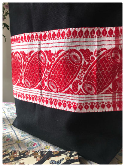 "Gamocha" Tote Bag