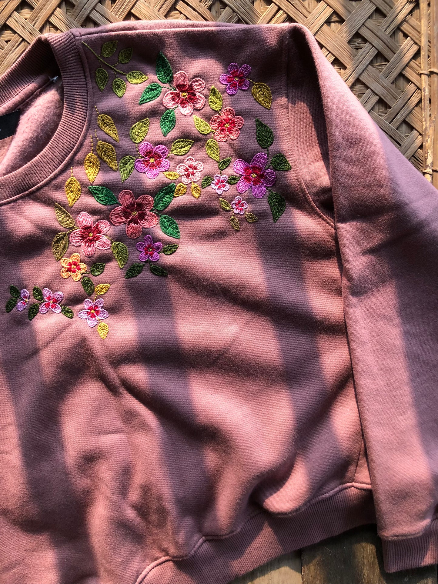 Sweatshirt
