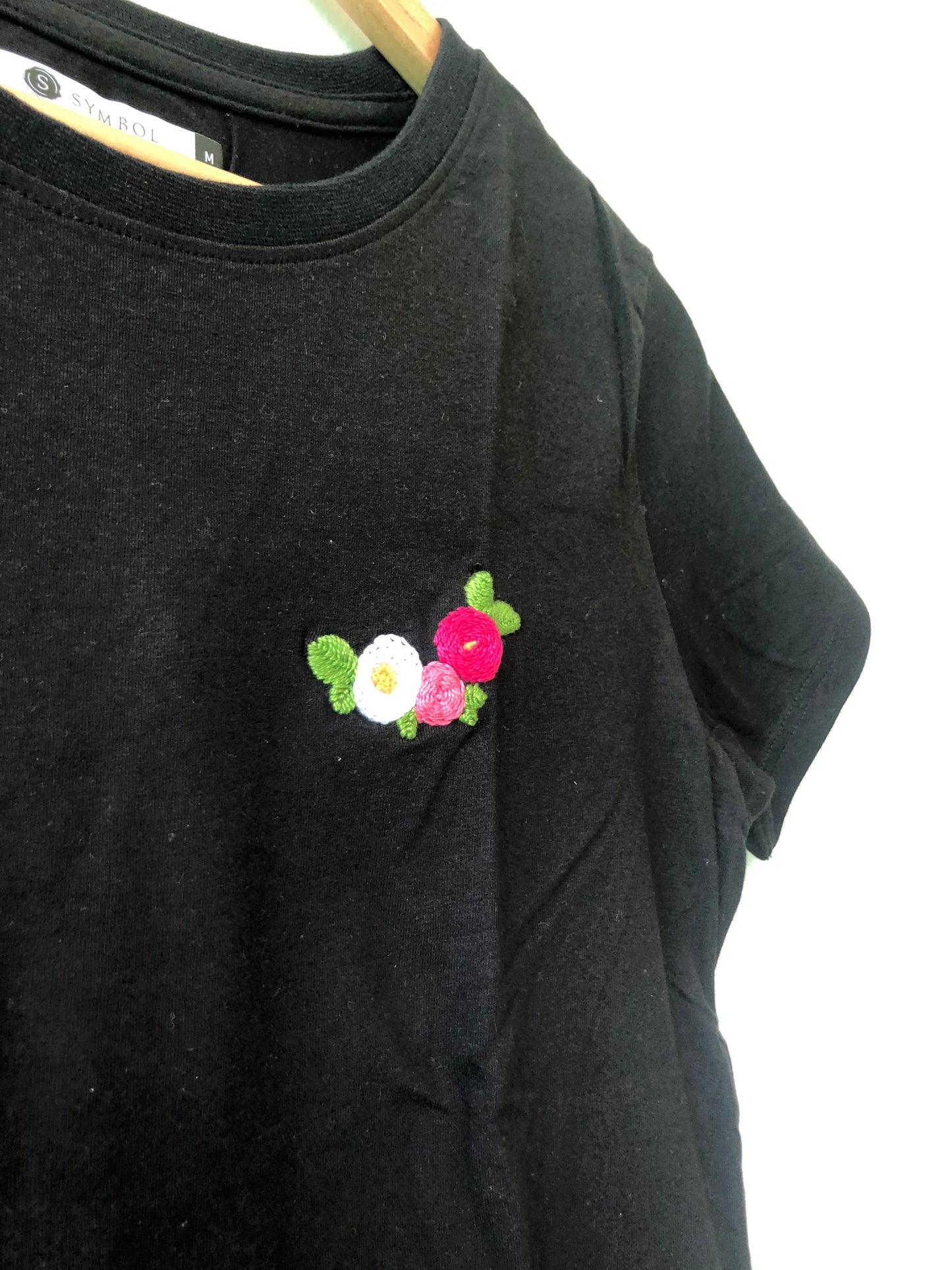 T-shirt (Medium)