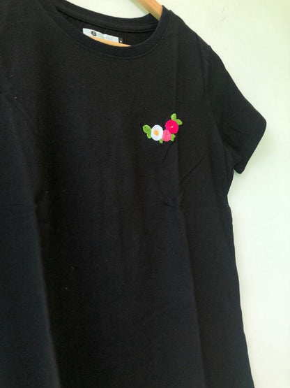 T-shirt (Medium)