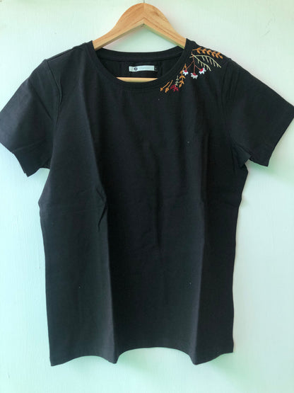 T-shirt (Large)