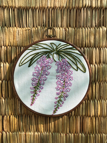 Kopou phool/Foxtail orchid (Large)