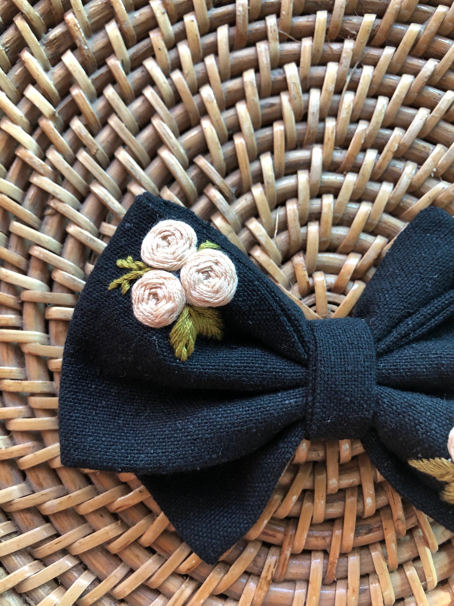 Hair bow (black)