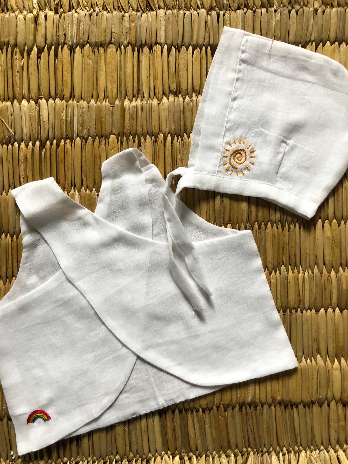 Muslin Jhabla & Bonnet Set